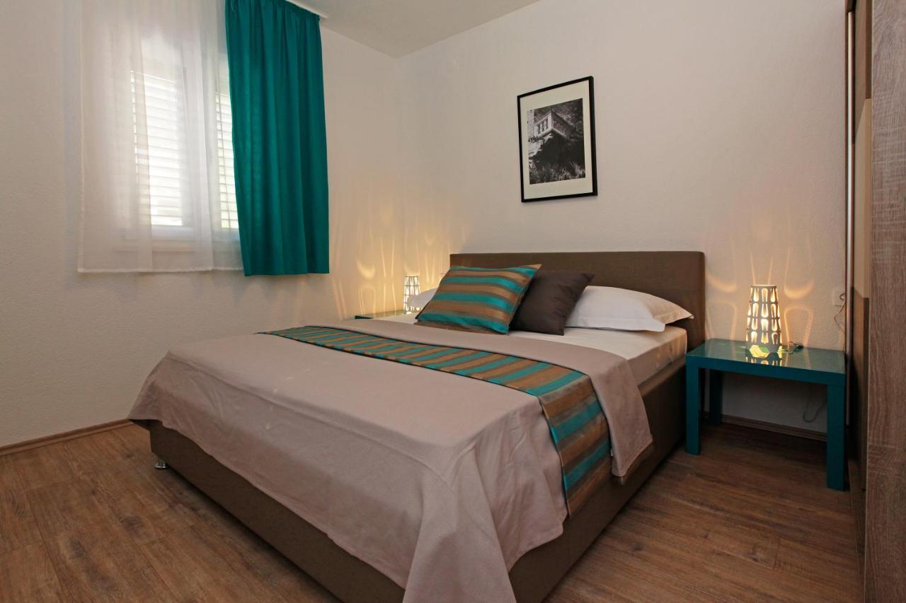 Iris Apartments Bol (Adults Only) Exteriér fotografie